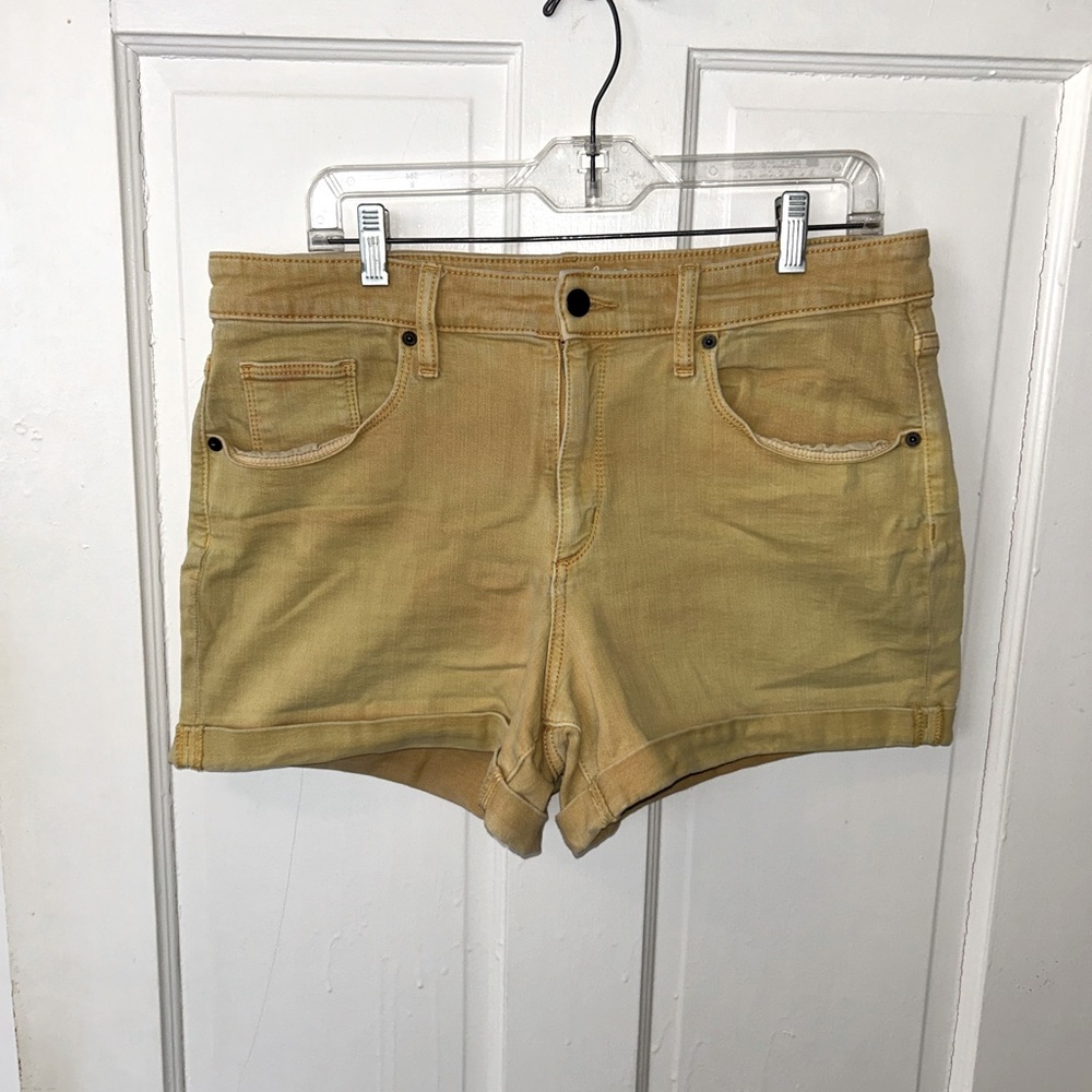 Shorts size 14